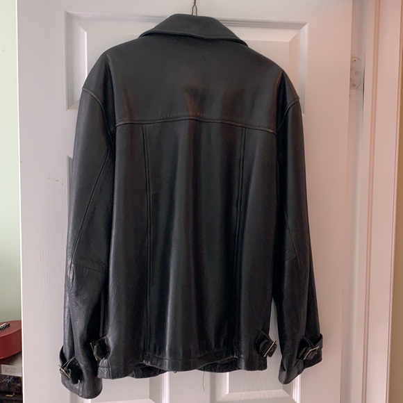 Danier leather coat size 36-38 - Picture 2 of 4